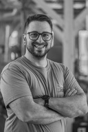 </br>
Pablo Bäggli</br>
</br>
Zimmermann Vorarbeiter</br></br>
Lehrlingbetreuer</br>
</br></br>
Teil von uns seit 2015</br>
