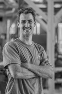 </br>
Nicola di Gallo</br>
</br>
Zimmermann Vorarbeiter</br></br>
in Ausbildung zum Polier</br></br>
Teil von uns seit 2017</br>

