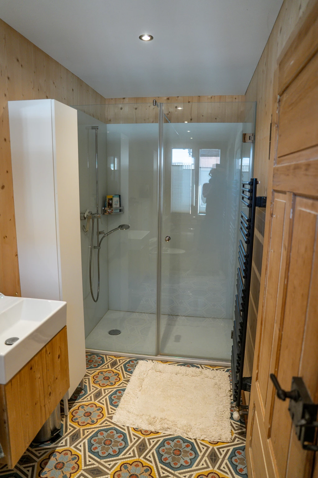 Nachhaltige Renovation mit Altholz durch Zimmerei in Illighausen