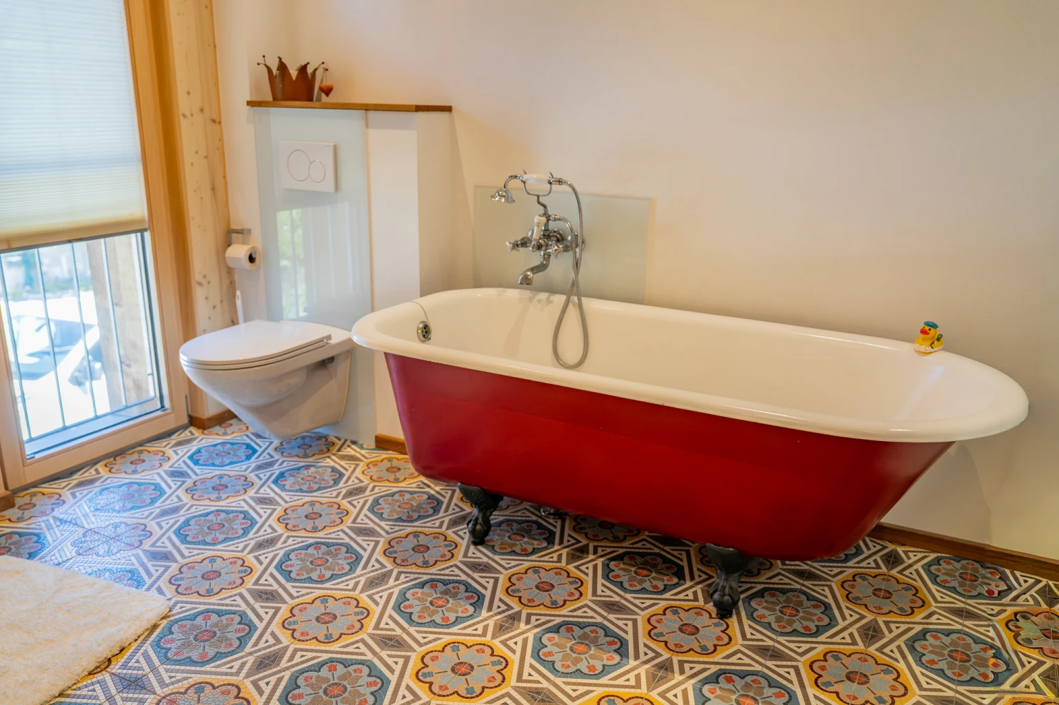 Nachhaltige Renovation mit Altholz durch Zimmerei in Illighausen
