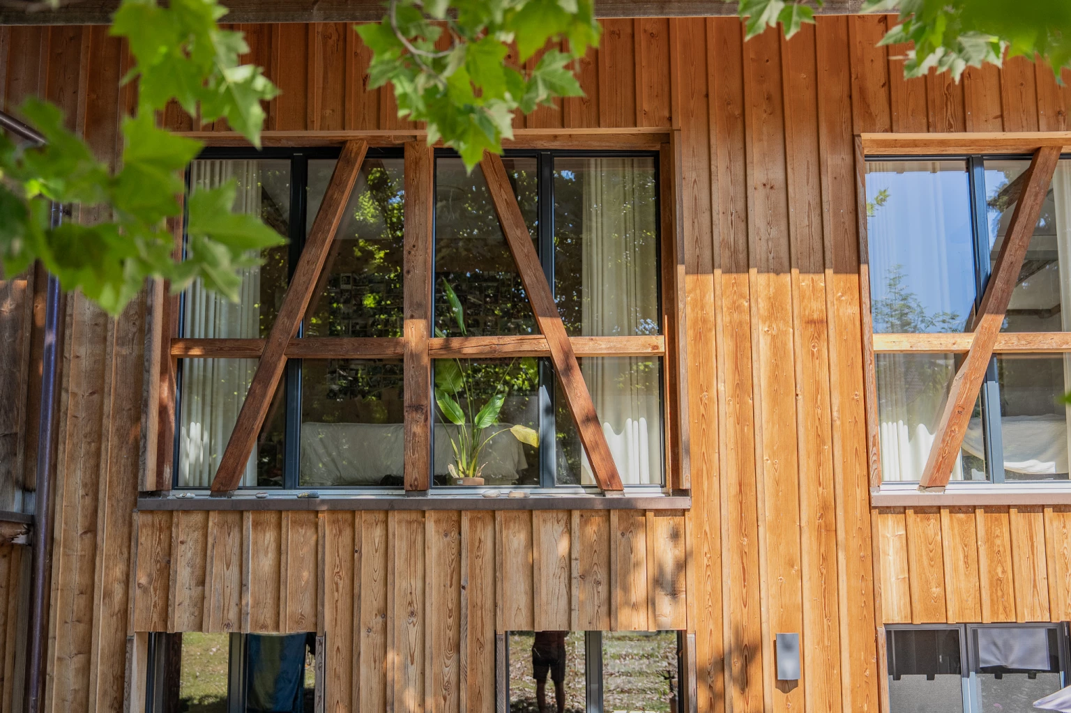 Nachhaltige Renovation mit Altholz durch Zimmerei in Illighausen